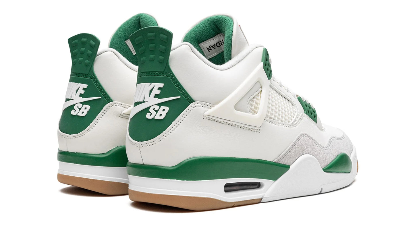 Nike SB X Air Jordan 4 Retro SP “Pine Green”