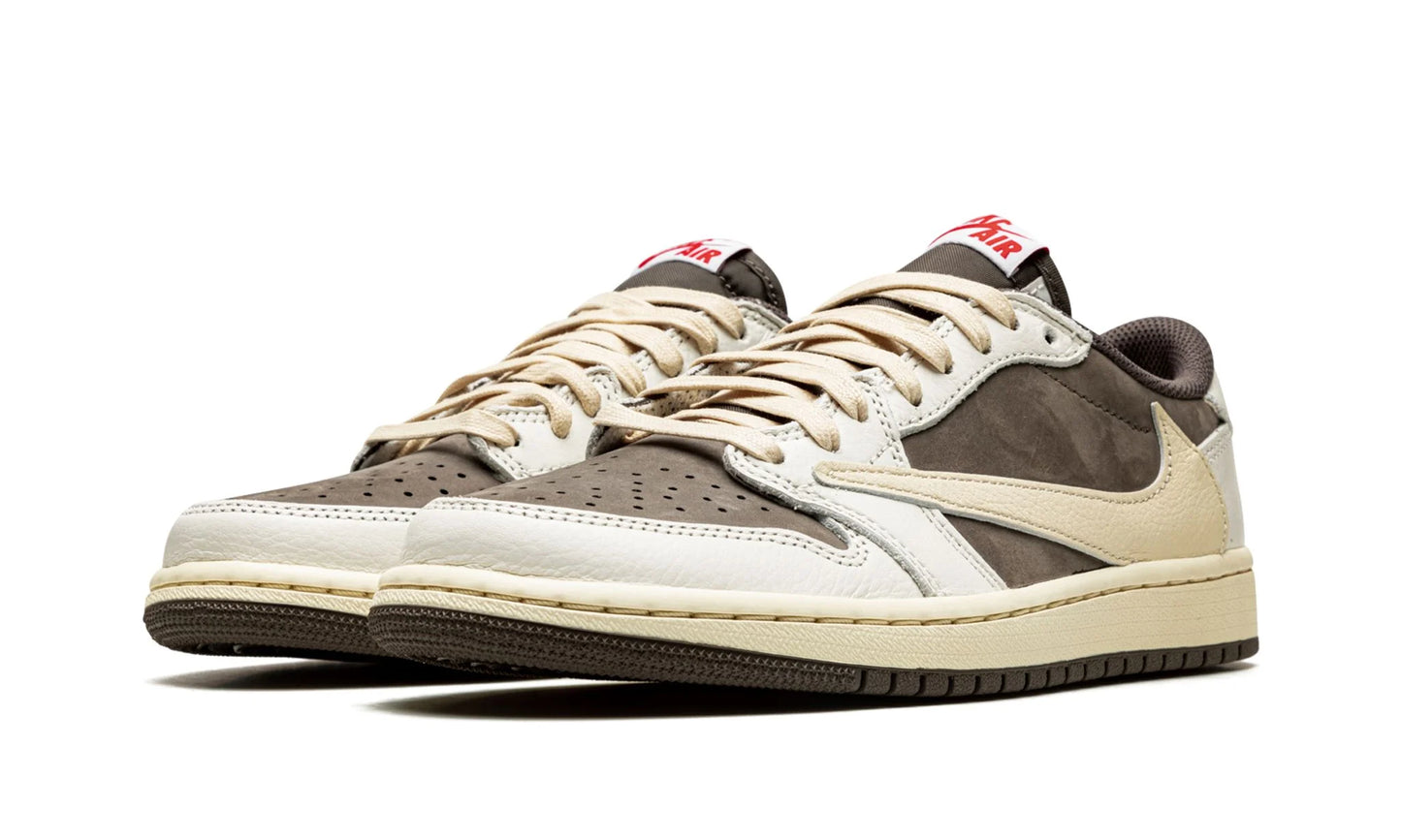 Jordan 1 Retro Low OG SP Travis Scott “Reverse Mocha”