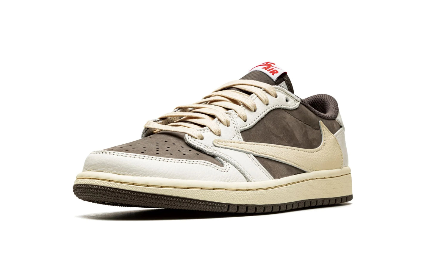 Jordan 1 Retro Low OG SP Travis Scott “Reverse Mocha”